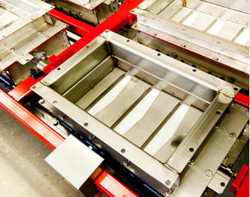 ALFRA 配料閘門不鏽鋼格柵結構，適用於飼料廠精準給料系統